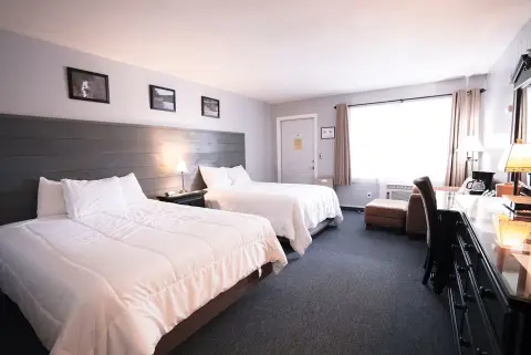 Queen and Full Bed 208 at Scenic Inn